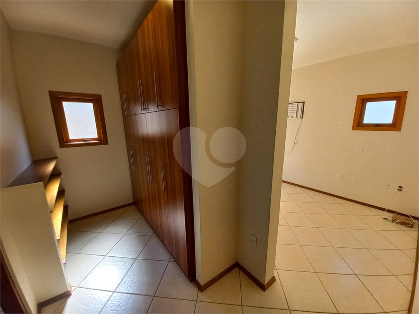 Casa Térrea no Condomínio Damha I,