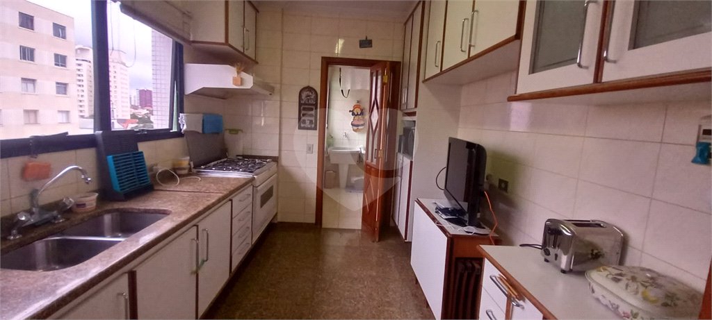 Apartamento à Venda em Mirandópolis com 4 Dormitórios, 2 Suítes e 4 Vagas