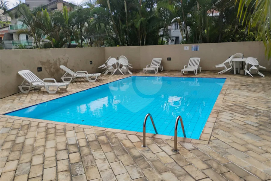 Apartamento 2 dormitórios no Jardim Prudência.