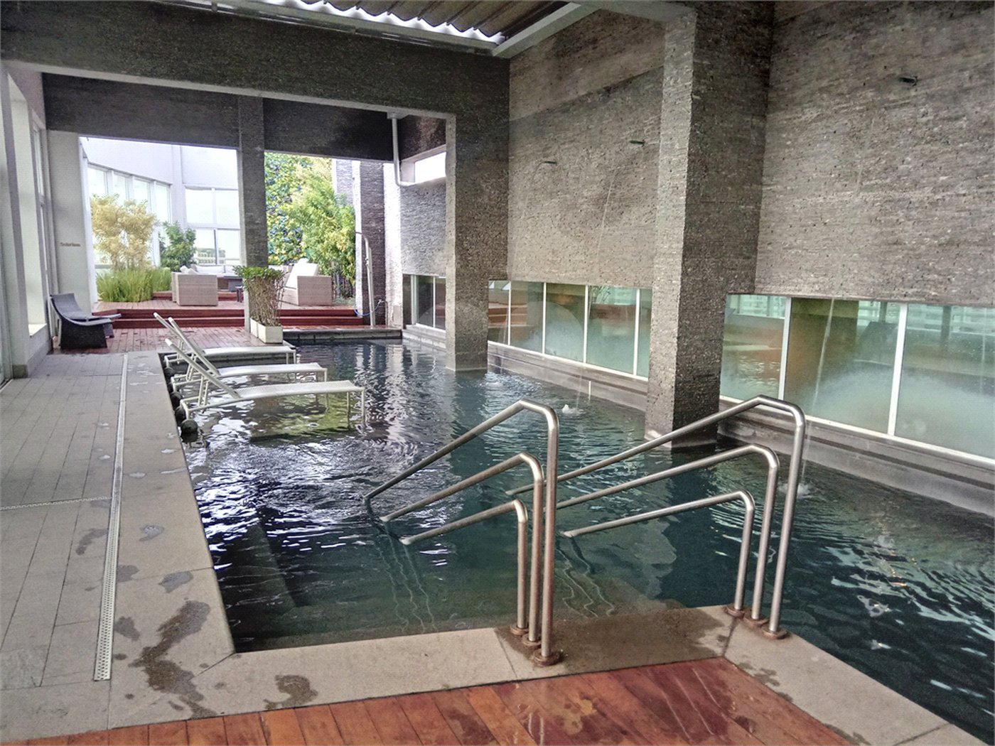 Excelente oportunidade para investidores - Flat a venda no sistema pool do hotel Ca'd'oro.