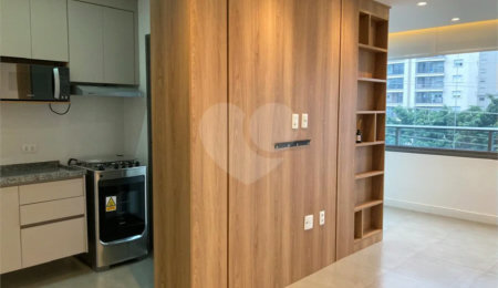 Apartamento para alugar com 2 quartos, sendo 1 suíte,  em Campo Belo, São Paulo, SP