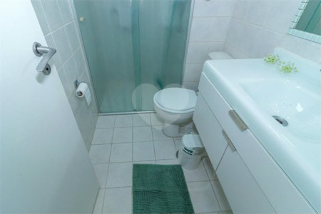Apartamento à venda com 3 quartos, sendo 1 suíte, em Jardim Marajoara, São Paulo, SP