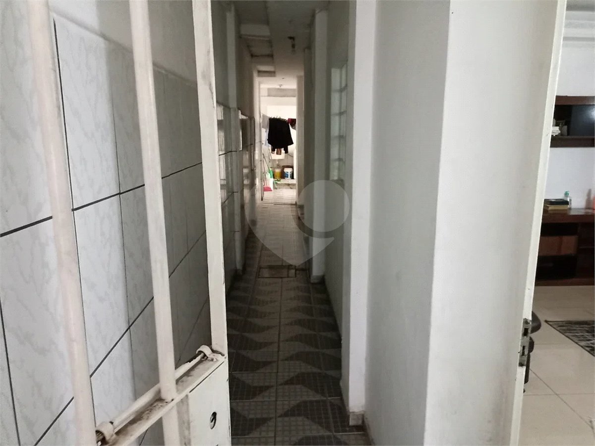 Sobrado à venda com 4 quartos em Vila Continental, São Paulo, SP