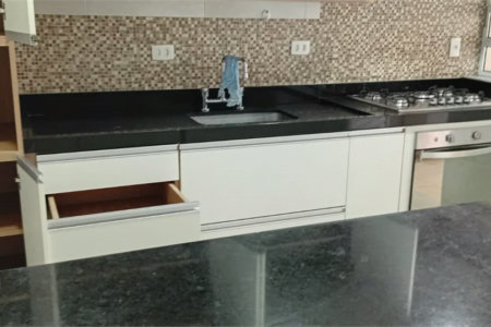 Casa à venda 350m2 com 4 quartos, sendo 2 suítes, em Vila Sônia