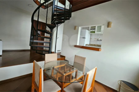 Cobertura Triplex com 90m² e 1 vaga de garagem na Vila Clementino