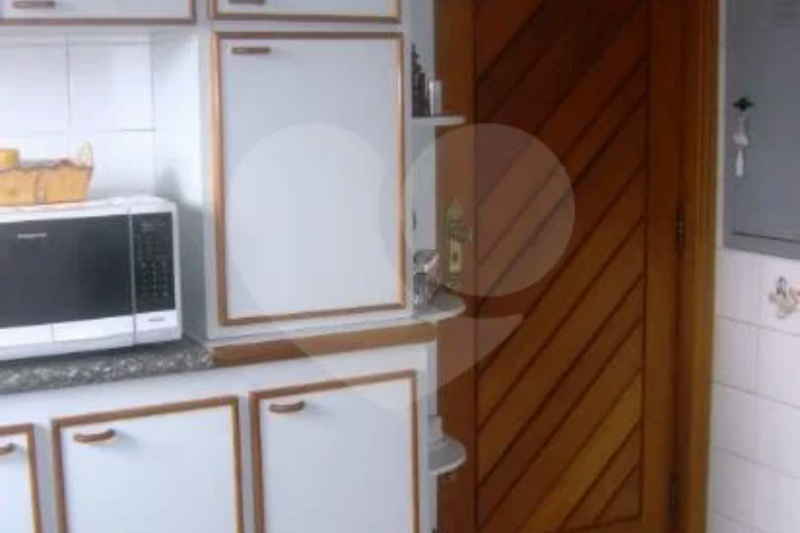 Apartartamento próximo ao Mertrô com 3 quartos