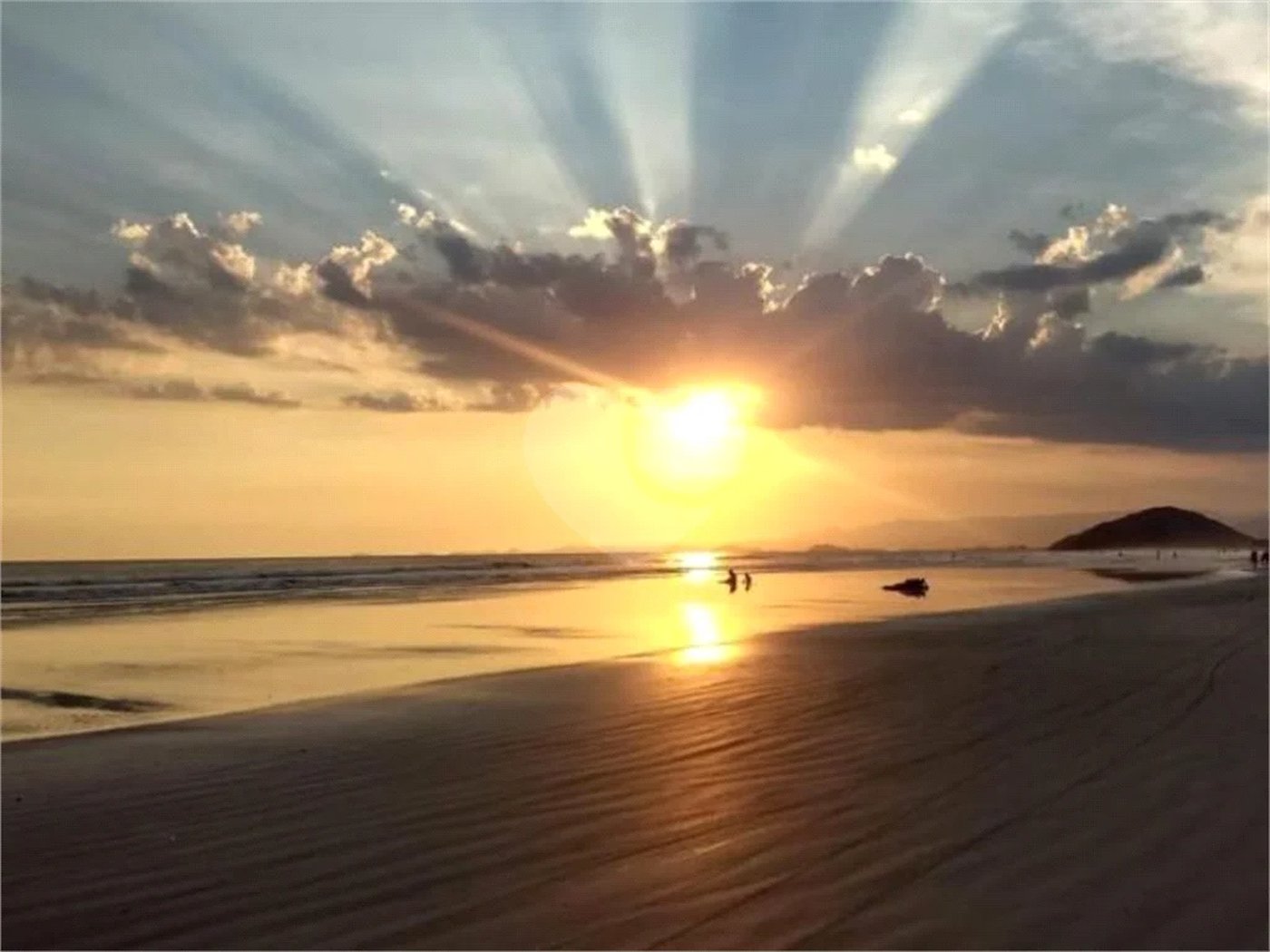 Casa à venda com 2 quartos, sendo 1 suíte, em Morada da Praia, Bertioga, SP