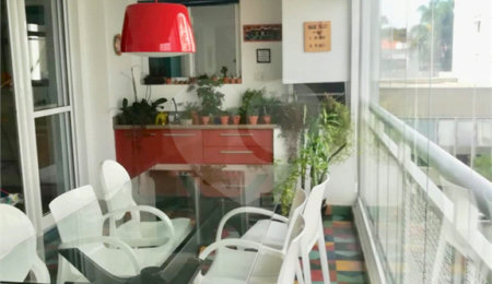 Apartamento à venda com 3 suítes em Bosque da Saúde, São Paulo, SP