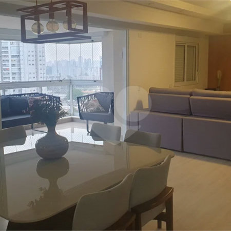 Apartamento maravilhoso na Mooca com 151m e 3 dormitórios,2 suítes e 3 vagas..