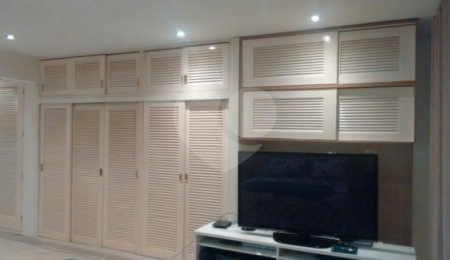Casa à venda ou para alugar com 5 quartos no condomínio Doutor Guilherme Dumont Villares, São Paulo - SP