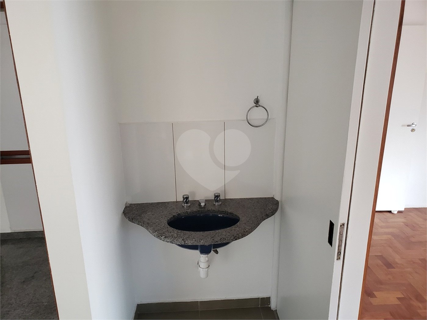 Apartamento para venda ou locação, 4 quartos (1 suíte), na Bela Vista, R Cincinato Braga