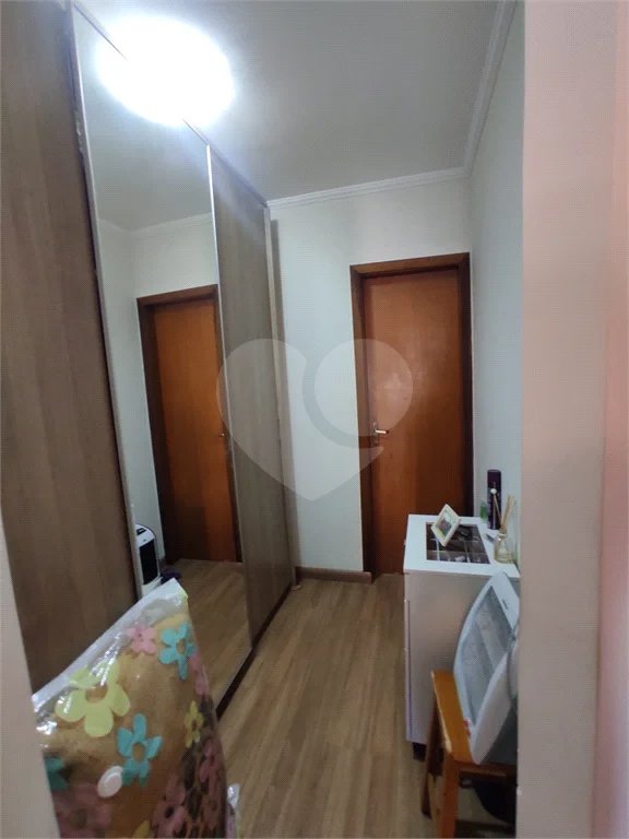 Sensacional sobrado c/ quintal e 3 dorms enormes com varanda! 12 min andando p/o metrô P Inglesa!
