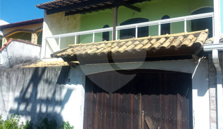 Casa à venda com 2 quartos, sendo 1 suíte, no condomínio River Plate, Rio de Janeiro - RJ
