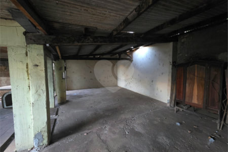 Casa para reforma terreno de 300 m²