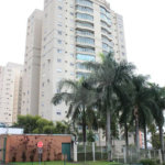 Apartamento de 3 Suítes com Vista Definitiva e Sol da Manhã no Condomínio Club House - Parque do Prado