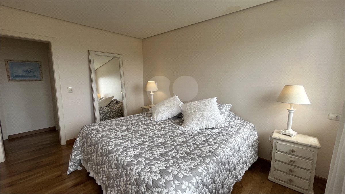Casa a Venda no Condomínio Porto Atibaia com 4 dormitórios