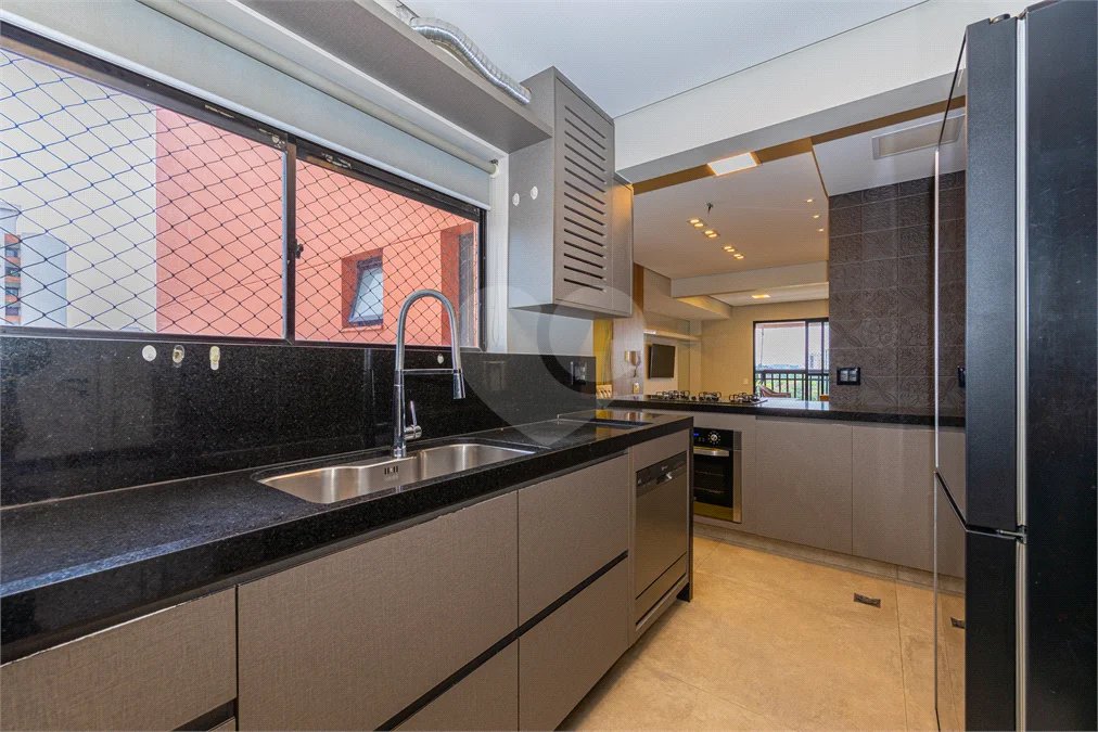 Apartamento à venda com 3 quartos, sendo 1 suíte, em Chácara Santo Antônio, São Paulo, SP