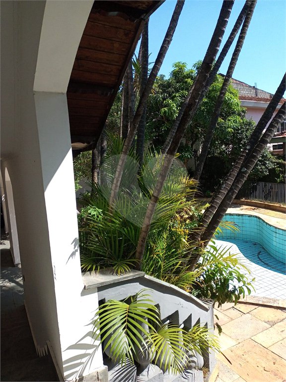 Suntuoso Sobrado na Saúde c/442m2 de construção - 3 Suítes/ 6 vagas