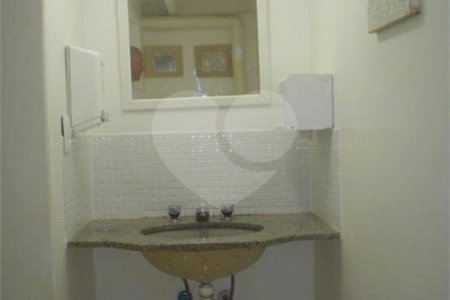 SALÃO COMERCIAL BRÁS COM INQUILINO À VENDA