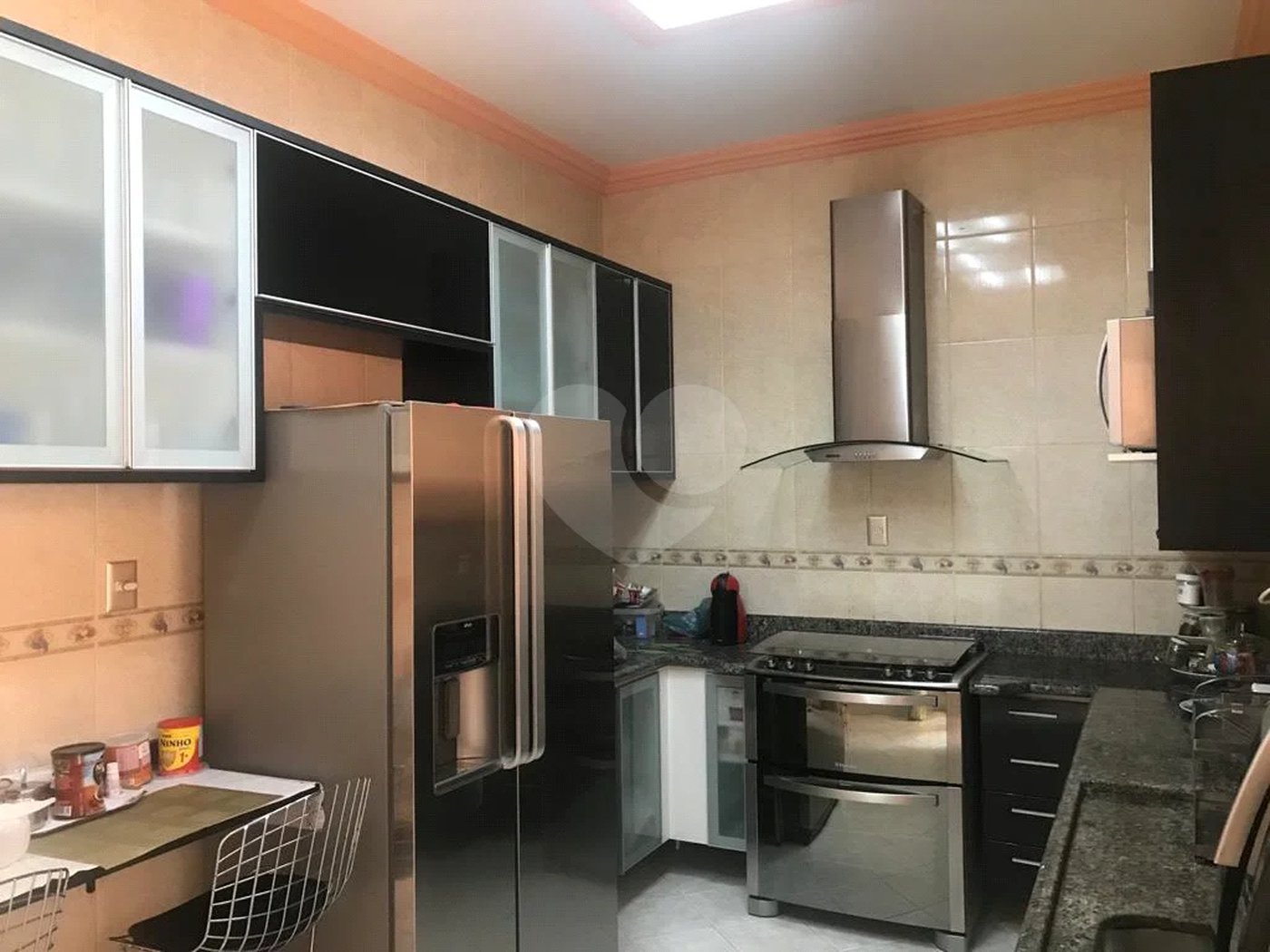 Casa à venda com 5 quartos, sendo 3 suítes, em Alto da Lapa, São Paulo, SP