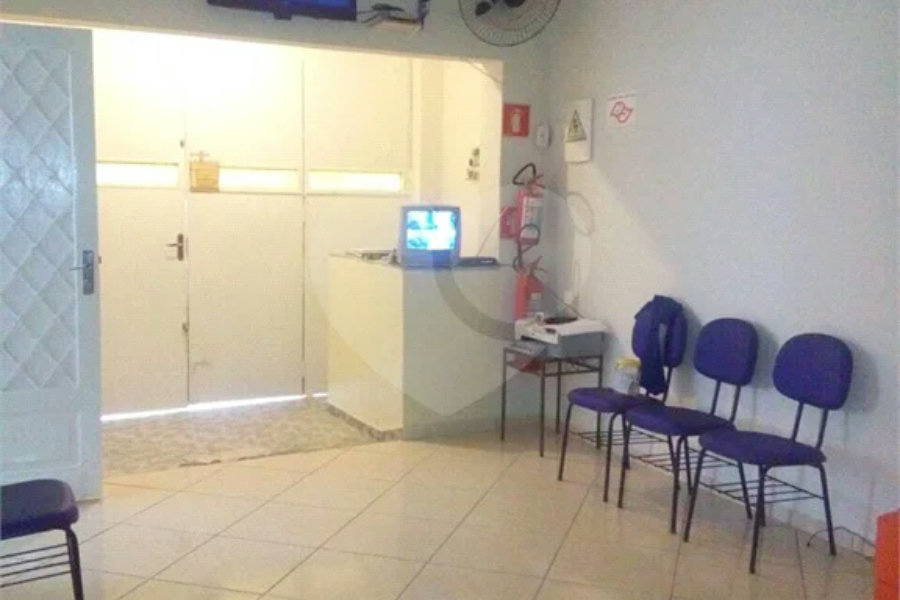 Galpão à venda para fins comercial com otima localização, venha conferir!!