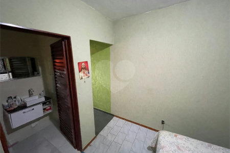 Duas casas para venda no mesmo terreno na Vila Celina