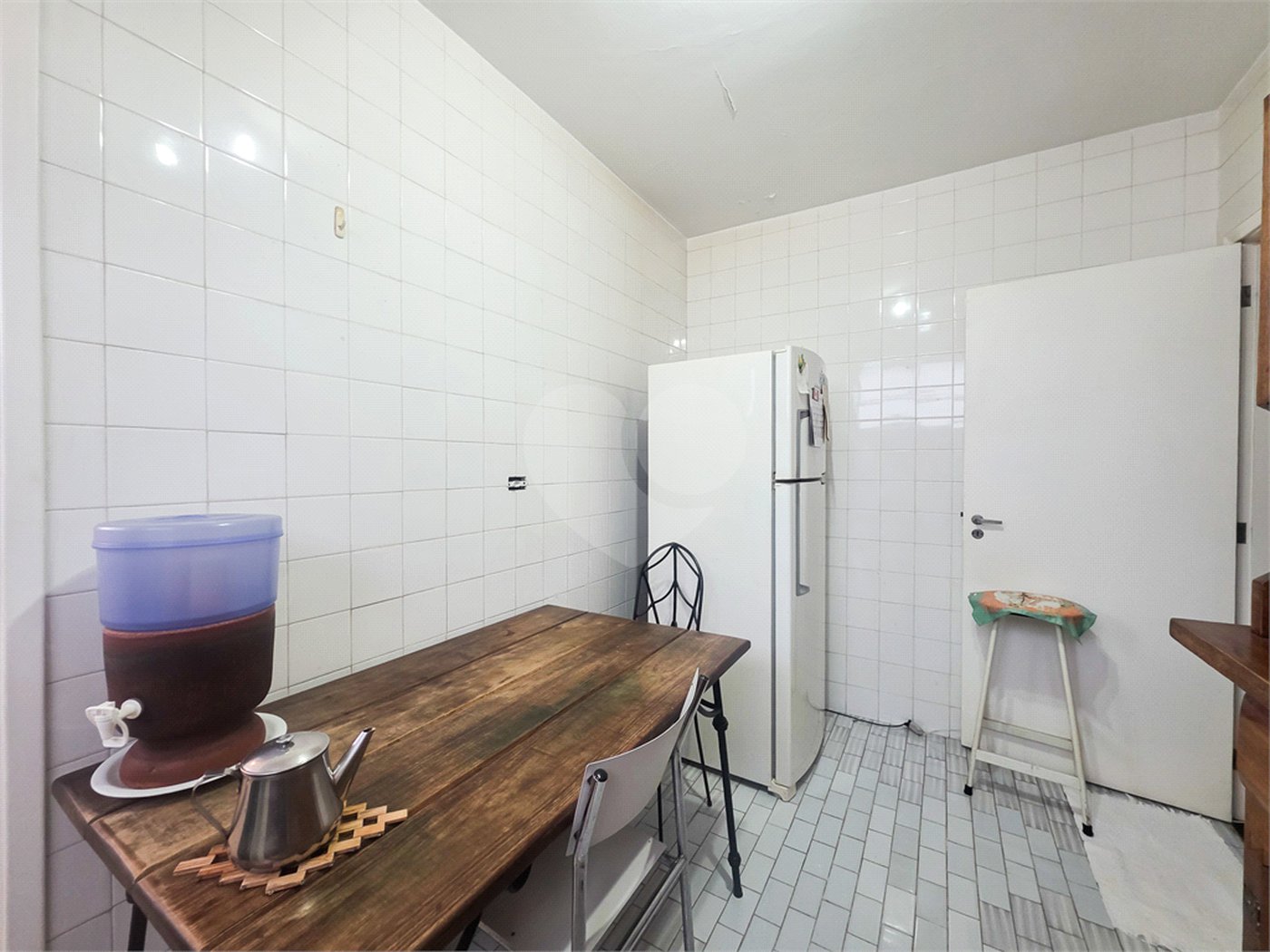 Apartamento - Sumaré - 2 Quartos / Dormitórios - 1 Vaga - Venda / Compra