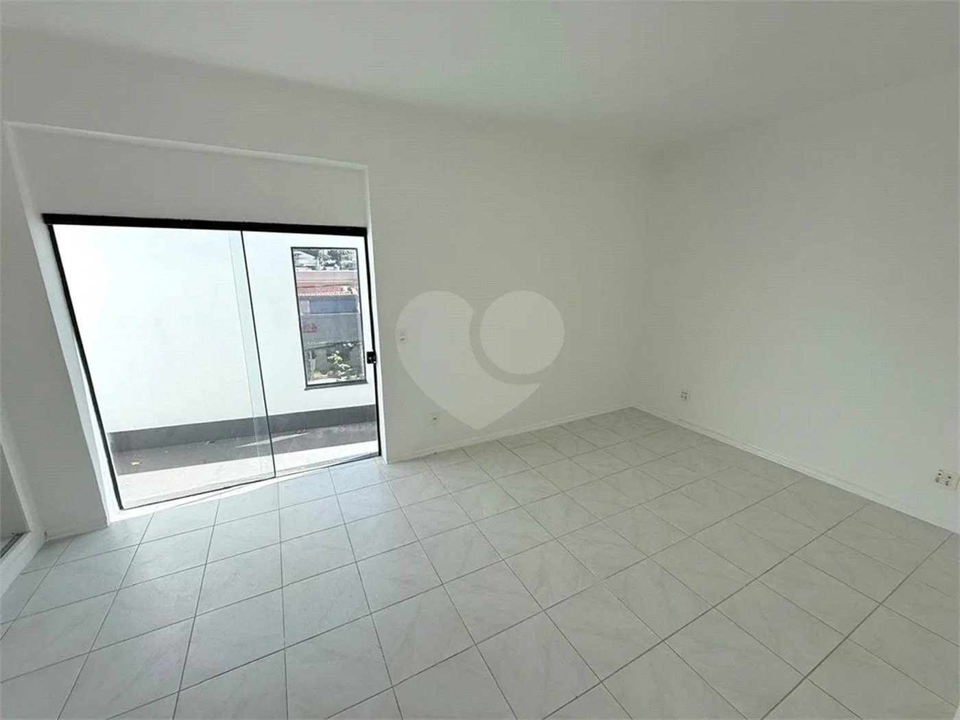 Prédio Comercial de Alto Padrão em Localização Nobre