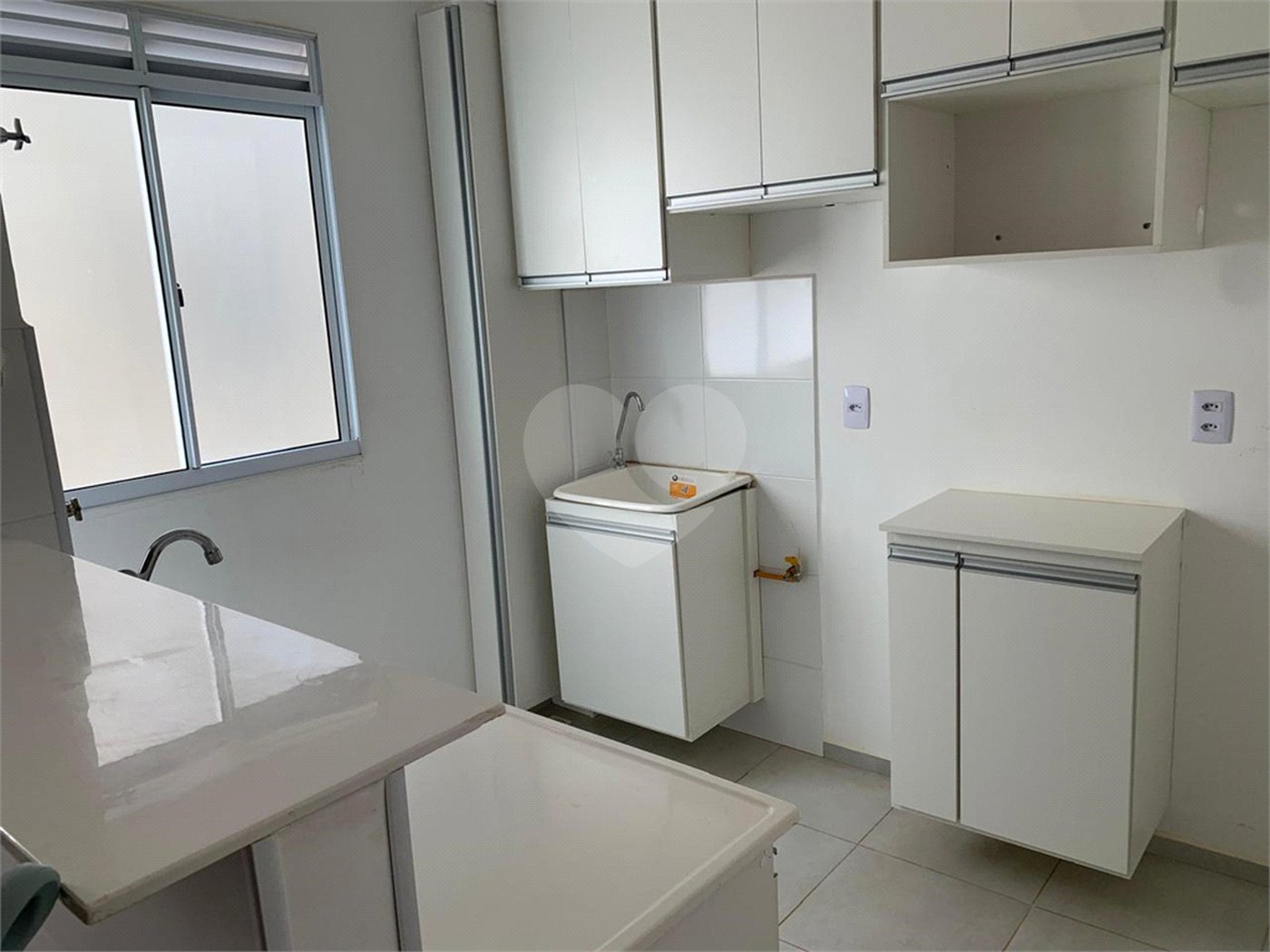 Apartamento a venda no condomínio Monte Berlim