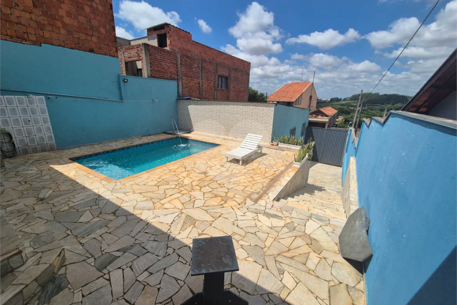 Oportunidade para investidor (Edícula + Barracão) – renda imediata + espaço de lazer - Bairro Santa Rosa - Piracicaba-SP