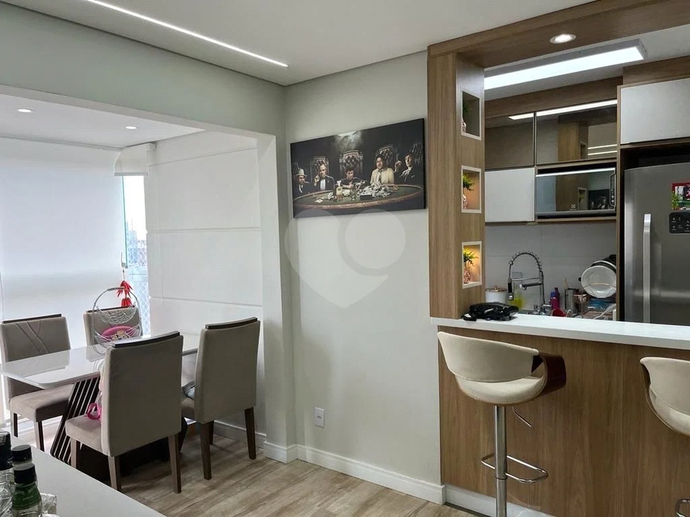 Apartamento com 2 dormitórios , sendo 1 suíte , 2 vagas , à venda no bairro Jardim , em Santo André.