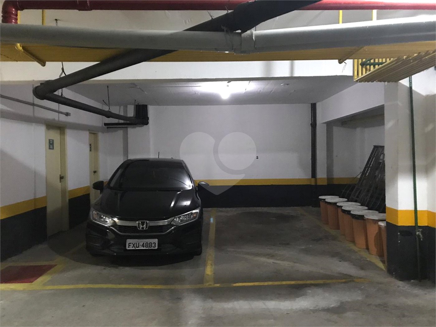 Apartamento 2 dormitórios à venda na Vila mariana.