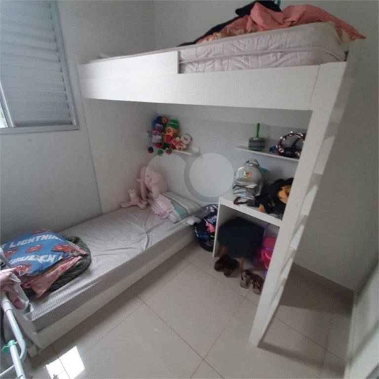 Apartamento no Condomínio Residencial Monte Logan