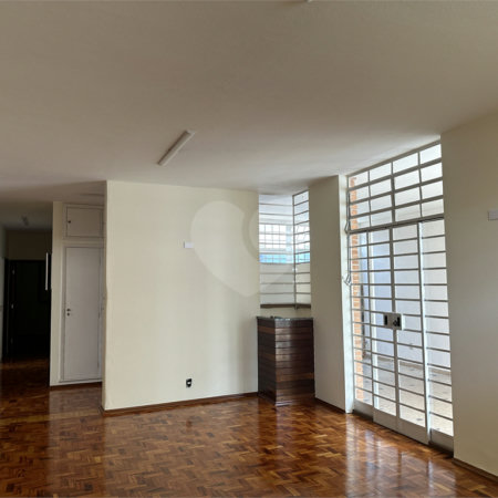 Casa térrea no Centro para venda ou locação