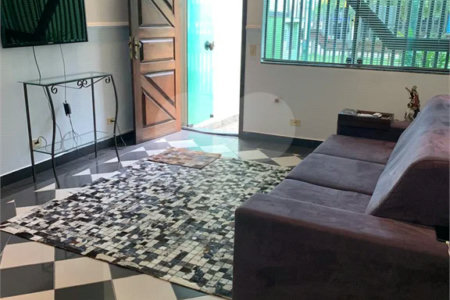 Casa com 115m², 3 dormitórios, 1 vaga, à venda na Penha.