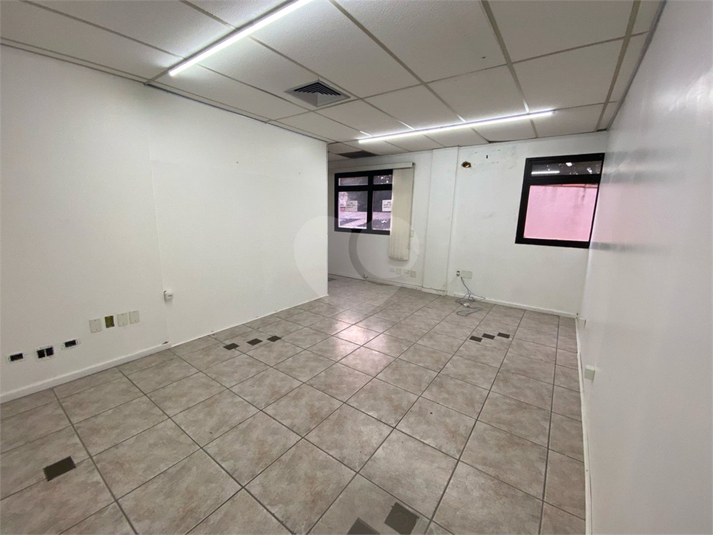 Prédio Comercial á venda - Jabaquara