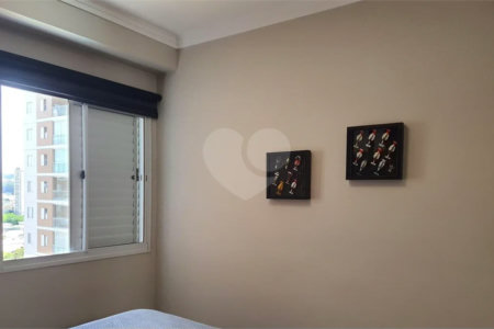 Apartamento reformado de 92 m² no Baeta Neves, com 2 dormitórios, 1 suíte, sala ampliada, área gourmet, 2 vagas, planejados e lazer completo.
