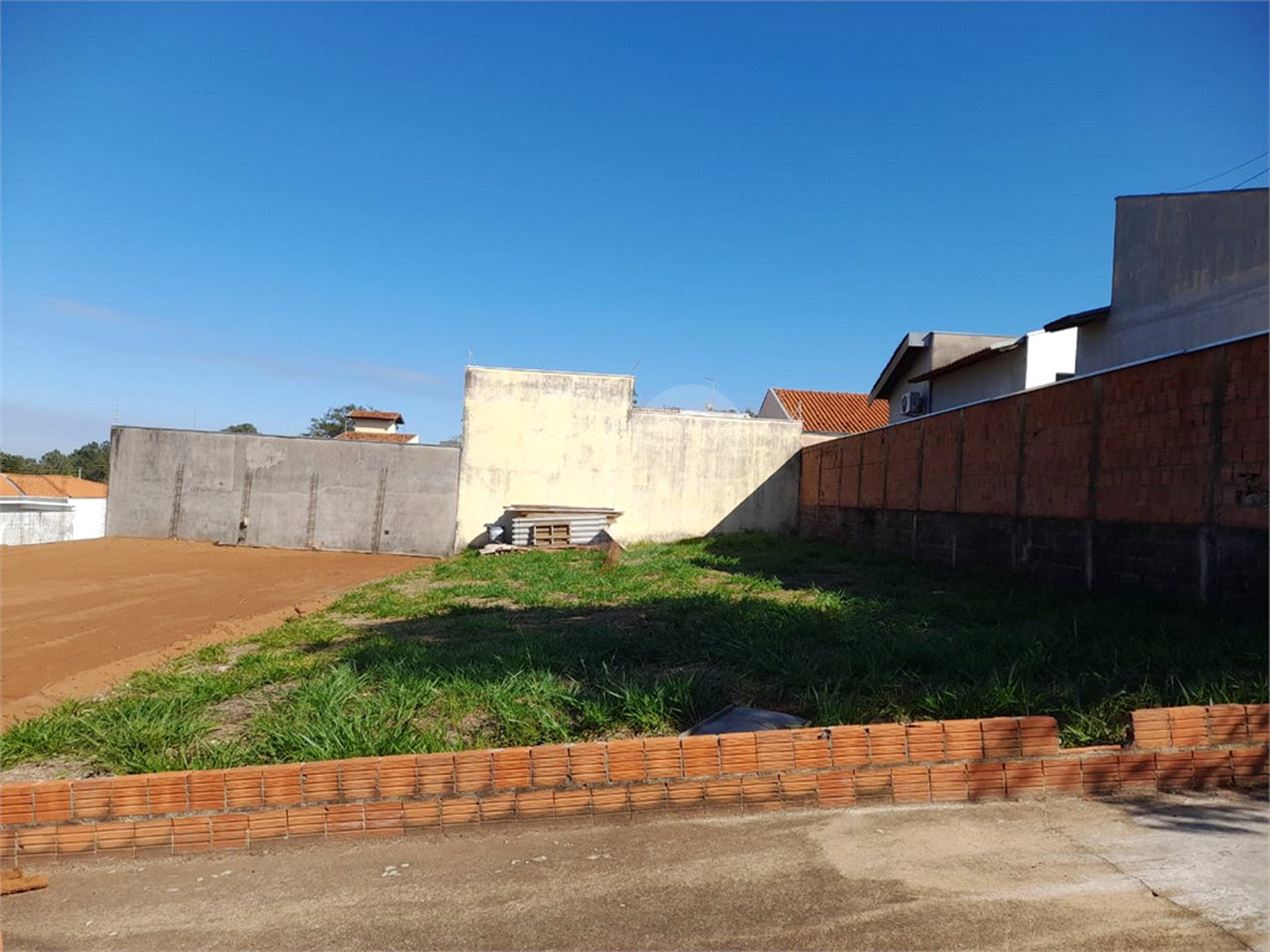 Terreno à Venda no Timburis – Excelente Localização!