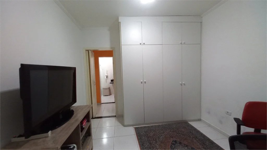 Sobrado à venda com 3 quartos, sendo 1 suíte, em Vila Gomes, São Paulo, SP