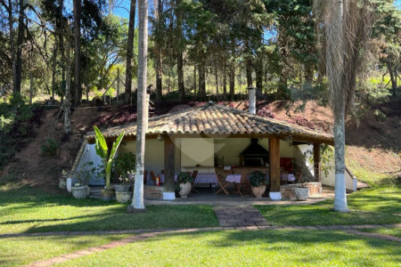 Lindo sítio a venda em Itatiba REF 968157