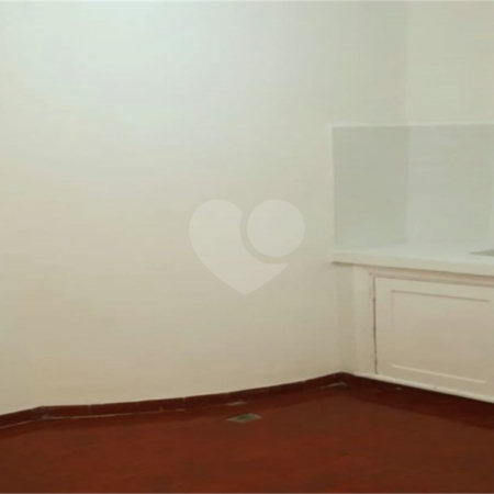 Apartamento de 79m2 à venda reformado com 2 dormitórios no Cambuci