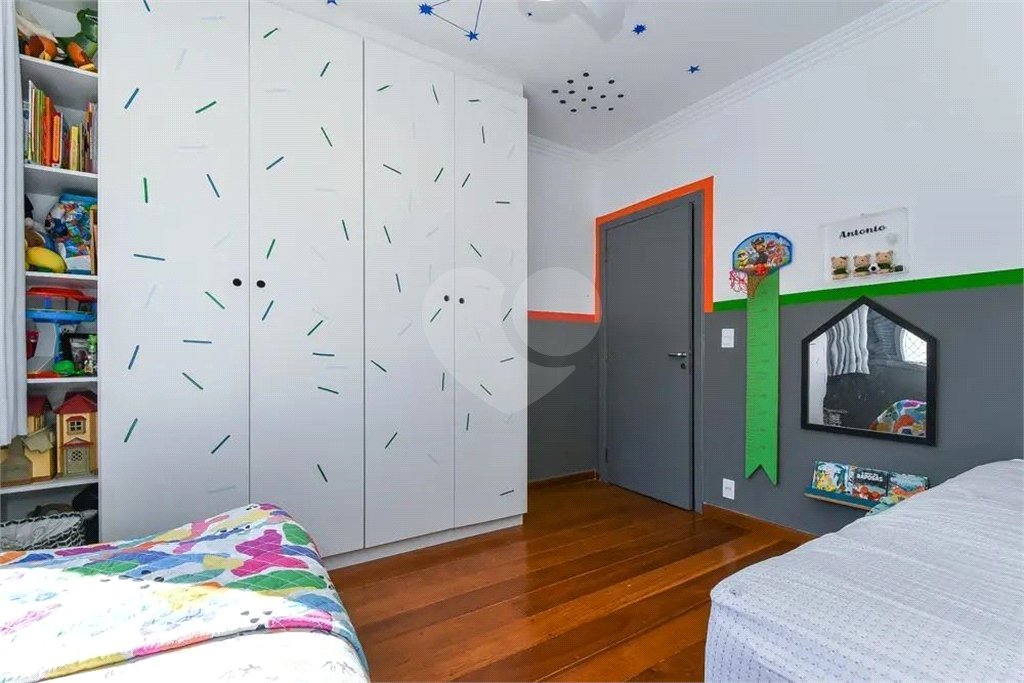 Sobrado à venda com 4 quartos, sendo 1 suíte, em Vila Cruzeiro, São Paulo, SP