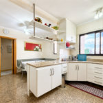 Apartamento de 184 m² em andar alto com 4 dormitórios e 3 vagas em Perdizes