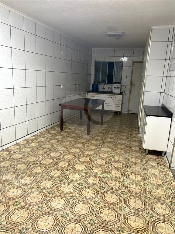 Oportunidade Casa Terrea e Ampla com 173 m² e Quintal e Área Gourmet JARDIM ARICANDUVA