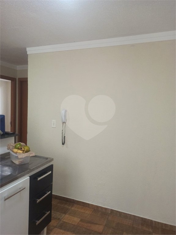 Apartamento no térreo, localizado no Condomínio Residencial Monte Everest