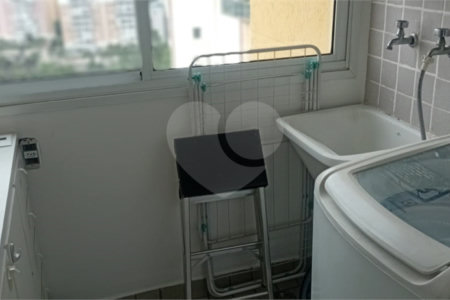 Apartamento 60 m² para locação mobiliado no Condomínio Edifício High Place.