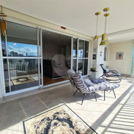 Apartamento à venda com 4 quartos, sendo 3 suítes, em Jardim Marajoara, São Paulo, SP