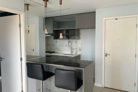 Apartamento de 38m2 com 2 Dormitórios e 1 Banheiro localizado no Cambuci