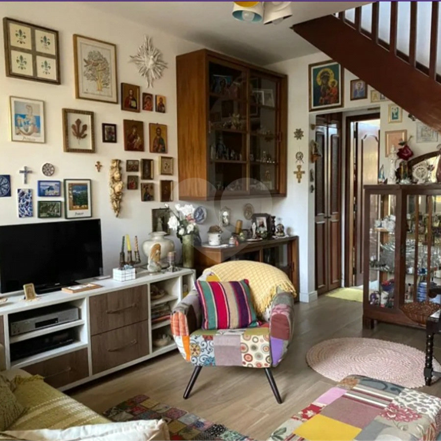 Casa à venda no Jardim São Paulo com 3 quartos e 2 vagas