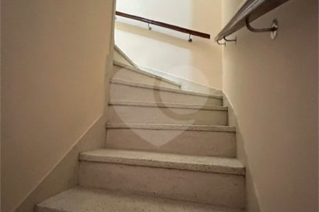 Sobrado em São Paulo com 140m², 4 dormitórios e 2 vagas de garagem
